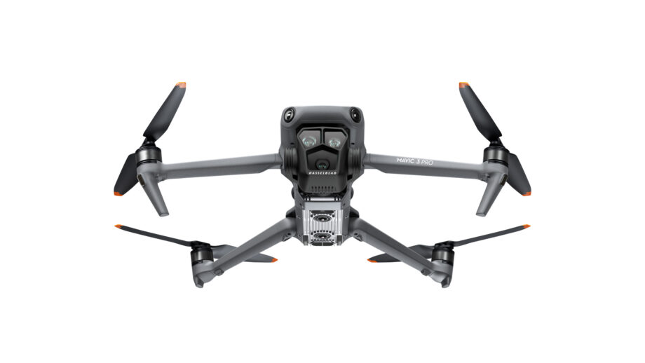DJI Mavic 3 Pro Fly More Combo (DJI RC)