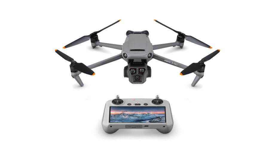 DJI Mavic 3 Pro Fly More Combo (DJI RC)