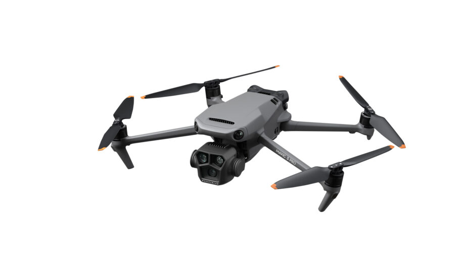 DJI Mavic 3 Pro Fly More Combo (DJI RC Pro)