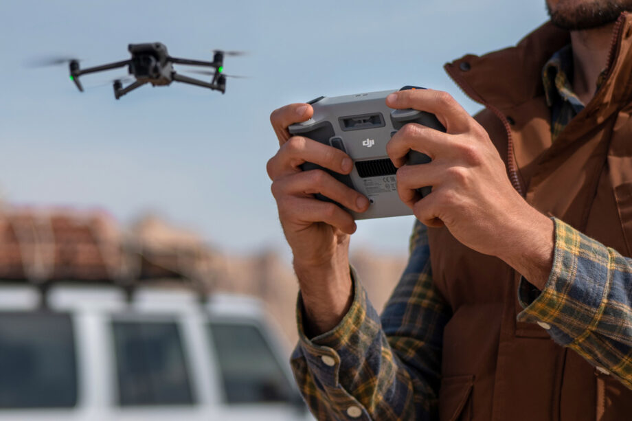 DJI Mavic 3 Pro Fly More Combo (DJI RC)