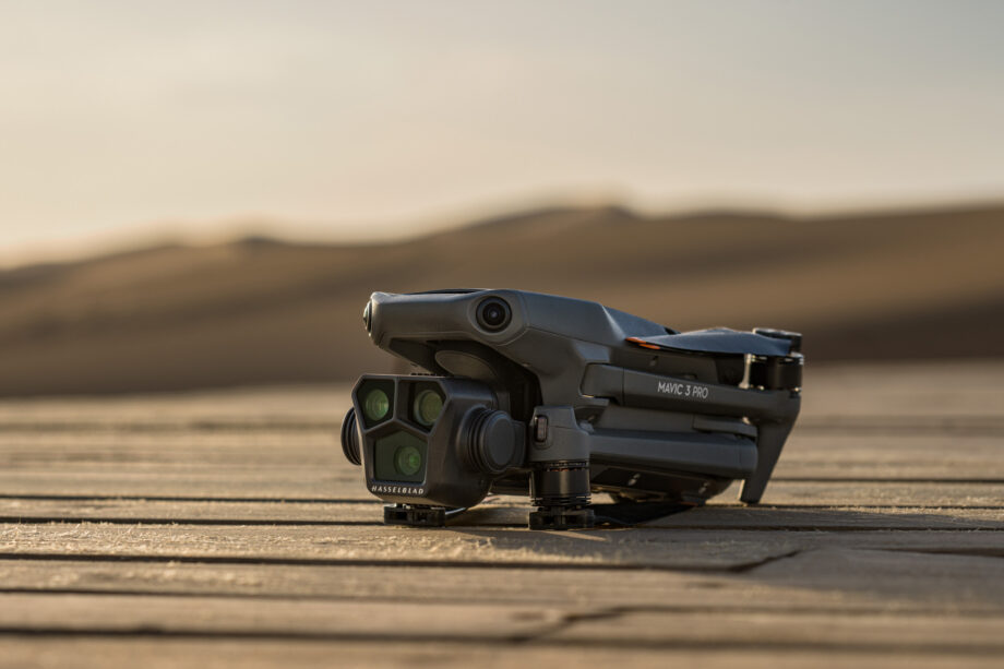 DJI Mavic 3 Pro Fly More Combo (DJI RC Pro)